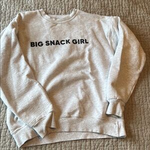 Graphic crew neck